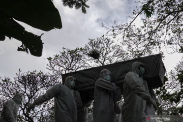 Kasus kematian akibat COVID-19 paling banyak terjadi di Jawa Tengah