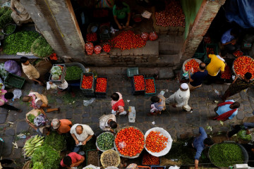 Data dikoreksi, kematian COVID-19 di India melonjak pada Rabu