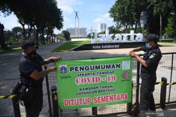 Meski mal dibuka, taman kota di Jakarta Pusat masih tutup selama PPKM
