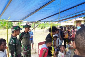 Satgas TNI menyemarakkan kegiatan Orang Muda Katolik di perbatasan