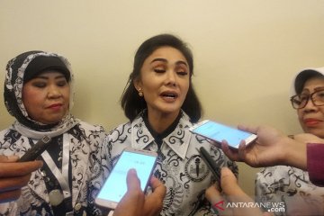 Yuni Shara izinkan anak simak film dewasa, Psikolog: bisa bikin adiksi