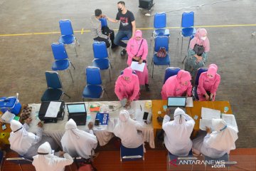 Gebrakan Vaksinasi Masal di Tengah Pandemi COVID-19