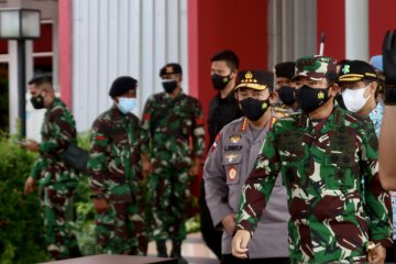 TNI kerahkan 400 tenaga kesehatan bantu percepatan vaksinasi Jakarta