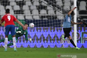 Penalti Cavani antarkan Uruguay menang tipis atas Paraguay