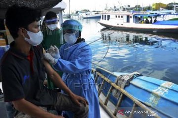 Vaksinasi Untuk Warga Pesisir Dan Kepulauan