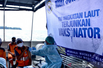 KRI Clurit-641 dikerahkan untuk vaksinasi COVID-19 di Kepulauan Seribu