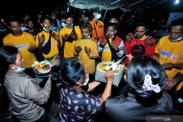 33 penumpang kapal tenggelam di Selat Bali ditemukan selamat