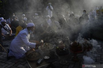 Upacara Nata Jagad di Gresik