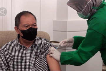 Laju vaksinasi lansia lambat, Pemkot Bandung lakukan jemput bola