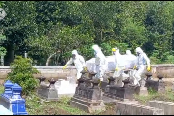 Pemakaman jenazah COVID-19 Klaten melonjak, warga diminta disiplin prokes