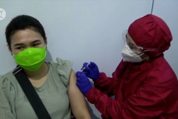 Polresta Malang Kota vaksinasi 3000 warga secara bertahap