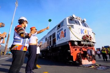 KAI reaktivasi kereta api logistik tujuan Pelabuhan Tanjung Perak