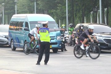 Road bike kecepatan tinggi bisa keluar jalur di jam tertentu