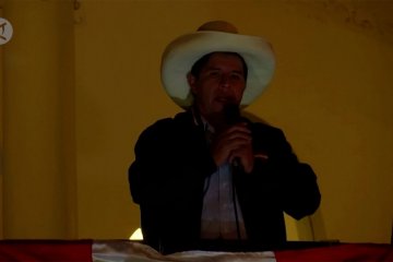 Kandidat sayap kiri Pedro Castillo menangkan pilpres di Peru