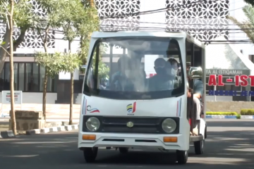 Politeknik Negeri Jember uji coba mobil bertenaga surya