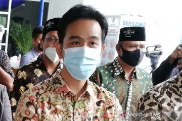 Gibran Rakabuming lumpuh akibat virus? Cek Faktanya!