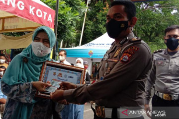 Polda Banten gratiskan pembuatan SIM bagi 100 warga lahir 1 Juli