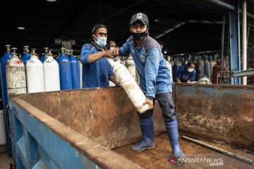 Pemprov DKI bantu distribusi tabung oksigen ke sejumlah rumah sakit di Jakarta