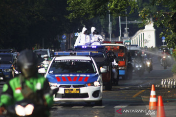 Penyemprotan disinfektan serentak di Solo