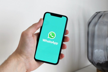 WhatsApp berikan enkripsi untuk cadangan data