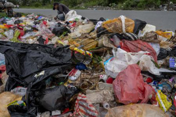 Hari bebas kantong plastik sedunia