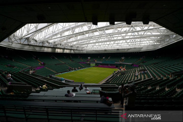 Mulai perempat final, penonton Wimbledon isi kapasitas penuh stadion