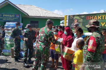 Kodam XVII/Cenderawasih kirim bantuan sembako untuk warga Yalimo