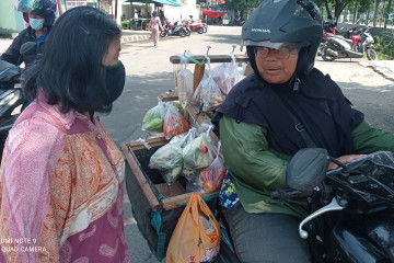 Pedagang keliling di Lebak mampu luluskan anak jadi sarjana