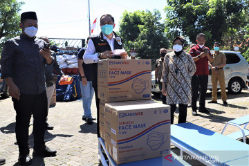 Kemensos bantu 250 tempat tidur untuk Rumah Sakit Lapangan Surabaya