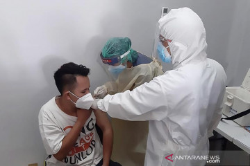 Stasiun Malang sediakan vaksinasi untuk penumpang jarak jauh