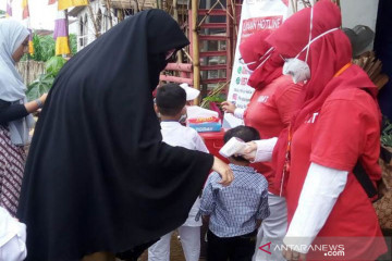 PMI Cisarua melakukan edukasi pentingnya protokol kesehatan