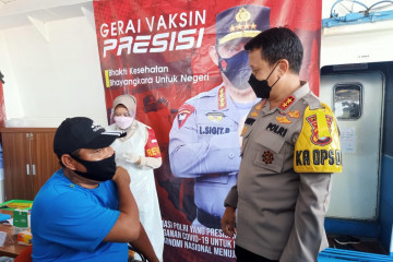 Polda Banten buka layanan vaksinasi COVID-19 di atas kapal Ferry