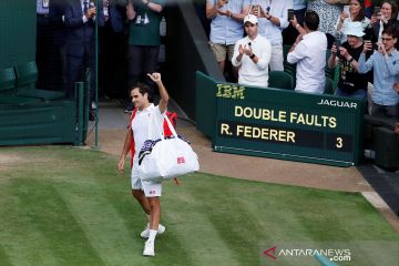 Federer lewatkan Australian Open, absen hingga pertengahan 2022