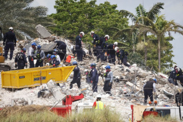 Pencarian korban gedung runtuh di Florida dihentikan