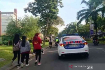 Polisi membubarkan kegiatan olahraga di Grand Wisata Tambun