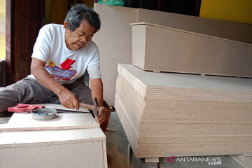 Permintaan peti mati di Tulungagung meningkat