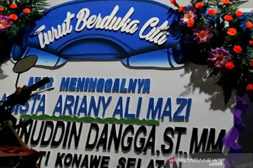 Istri Gubernur Sultra dimakamkan di TPU Ponggolaka Kendari