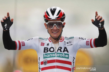 Patrick Konrad juara etape 16 Tour de France