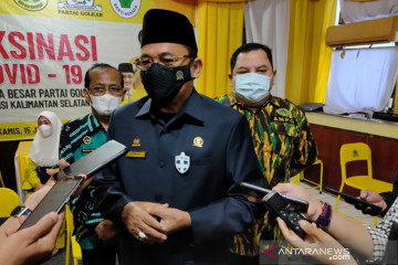 Golkar Kalsel menggelar vaksinasi massal COVID-19