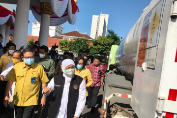 Pemerintah Provinsi Jawa Timur terima bantuan 9 ton oksigen cair