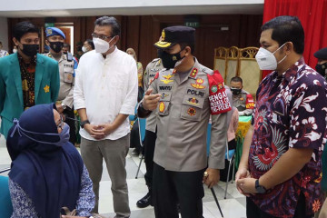 Kapolda Aceh mengajak mahasiswa kampanyekan vaksinasi COVID-19