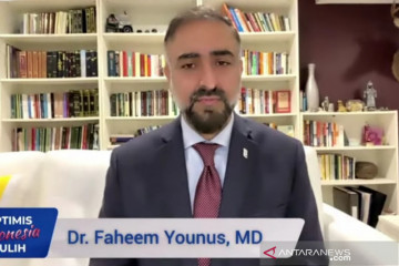 Dokter Faheem Younus: Gunakan hati dan otak saat edukasi soal COVID-19