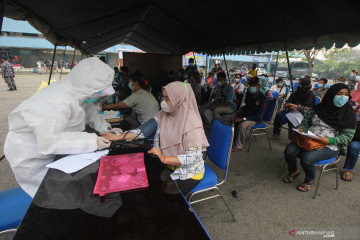 Pemprov Jawa Timur berupaya percepat vaksinasi COVID-19
