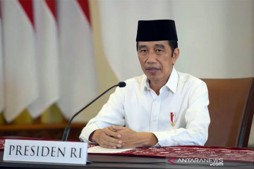 Presiden Jokowi : Berdoa dan bertakbir dari rumah masing-masing