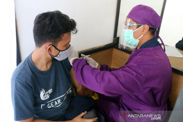 KAI Daop V tetap layani vaksinasi saat Idul Adha di Stasiun Purwokerto