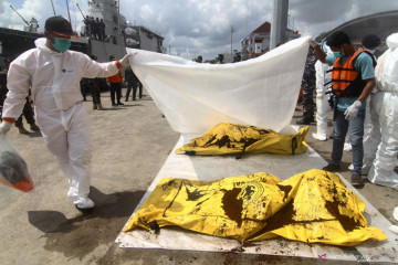 Korban kapal tenggelam di perairan Kalbar ditemukan 21 meninggal