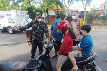 Puluhan warga terjaring razia vaksinasi COVID-19 di Jembrana-Bali