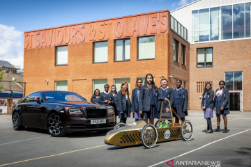 Rolls-Royce berikan kit mobil Greenpower untuk desainer muda