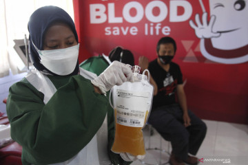 Penambahan mesin pengambilan donor plasma