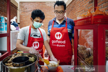 Simak promo Waktu Indonesia Belanja, langganan GoFood PLUS cuma Rp1000